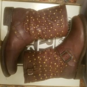 ✨️REDUCED✨️Women's Frye Jenna Cut Stud Short Leather Boots